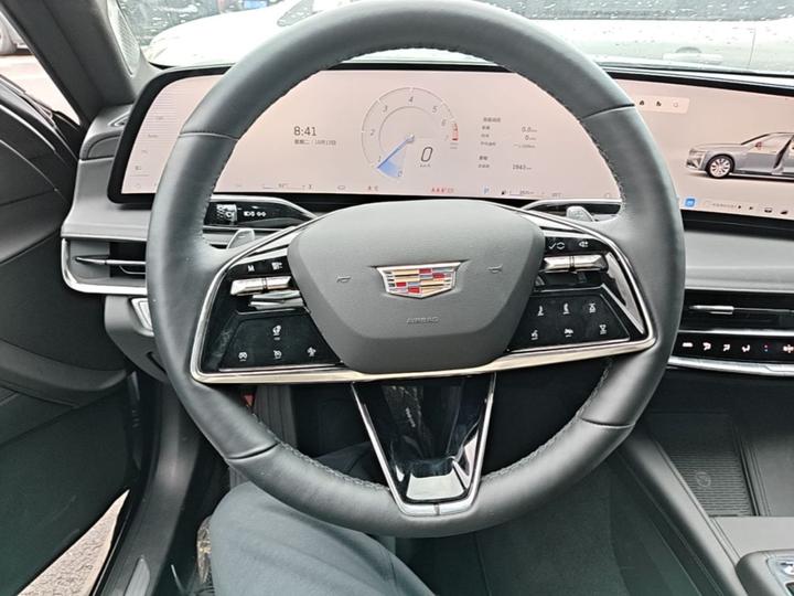 CT6 2023 28T Luxury photo 6