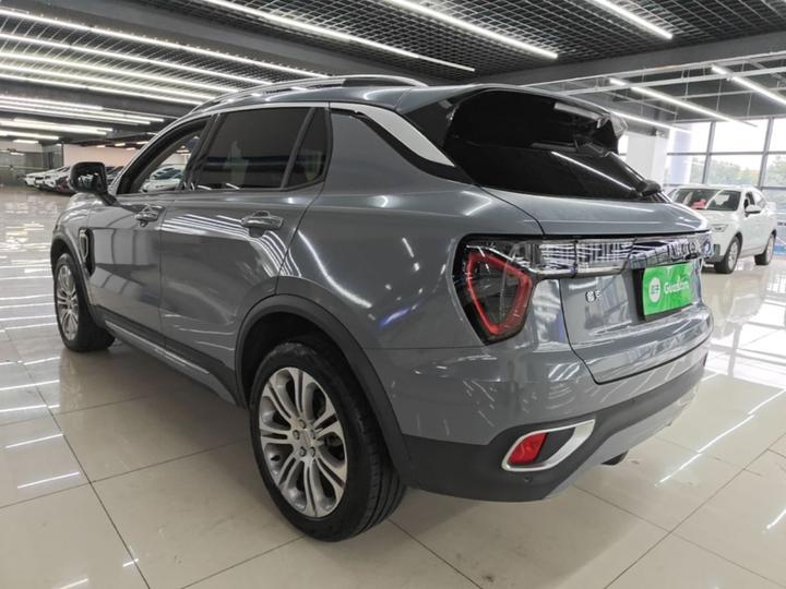 01 2019 2.0T RWD Pro China V photo 4