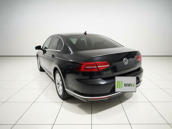 Magotan 2019 330TSI DSG Luxury China VI photo 4