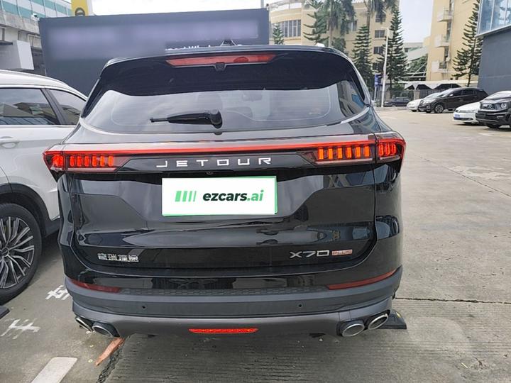 X70 PLUS 2021 1.6T DCT 5-Seater photo 3