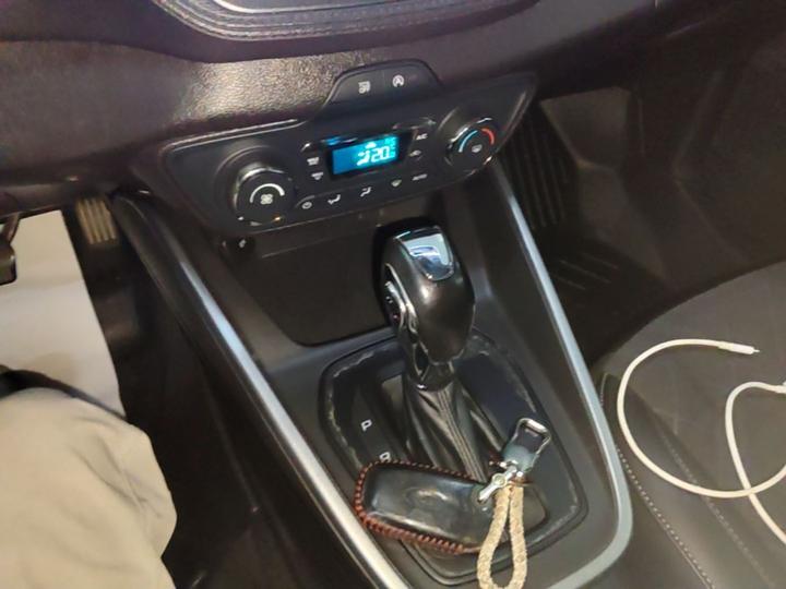 Escort 2019 Facelift 1.5L AT China VI photo 5