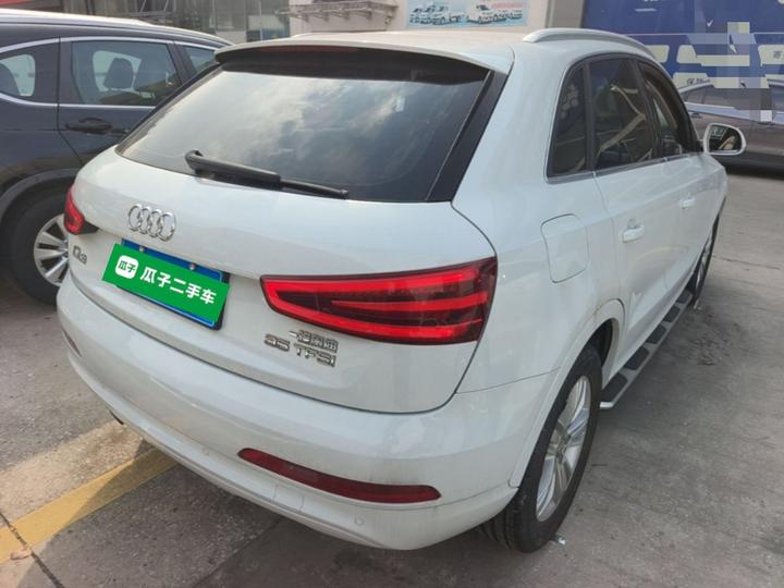 Q3 2015 35 TFSI Comfort photo 6