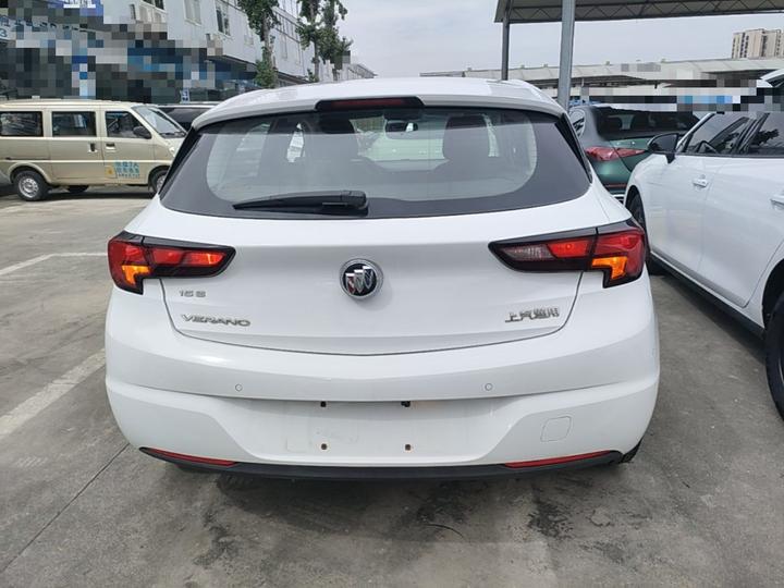 Verano 2016 Hatchback 15S AT Progressive photo 5