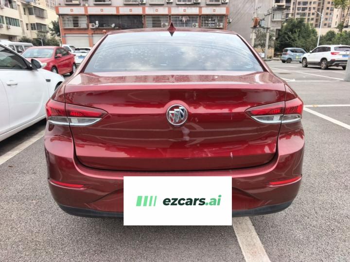 Excelle 2021 Facelift Classic 1.5L AT Elite photo 3
