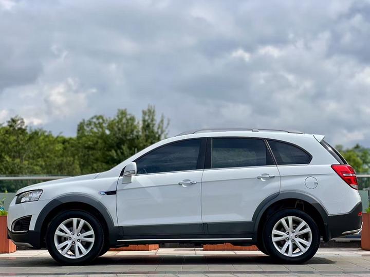 2015 2.4L AWD Flagship 7-Seater photo 3