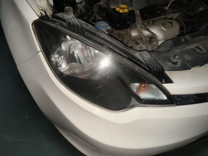 3 2014 1.3L AMT Comfort photo 7