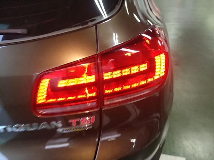 Tiguan 2015 2.0TSI AT AWD Luxury photo 7