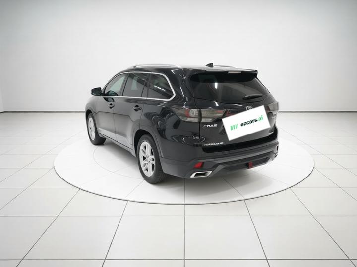Highlander 2018 2.0T AWD Luxury 7-Seater China VI photo 4