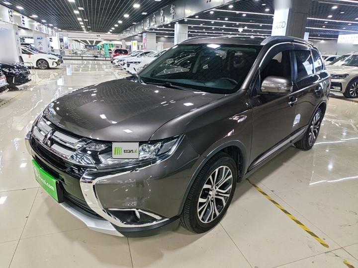 Outlander 2018 2.4L AWD Elite 5-Seater