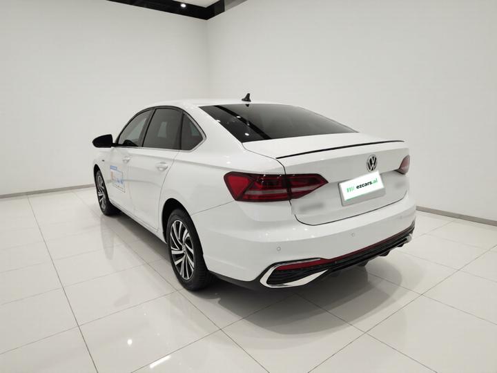 Lavida 2024 300TSI DSG Leading photo 4