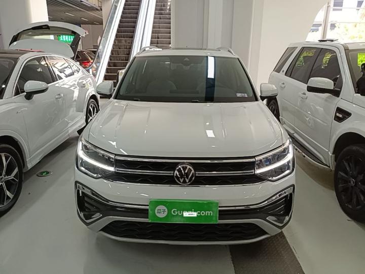 Tharu 2024 300TSI RWD photo 2