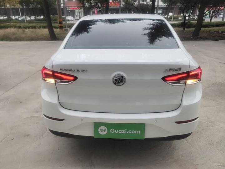 Excelle 2021 Facelift Classic 1.5L AT Elite photo 5