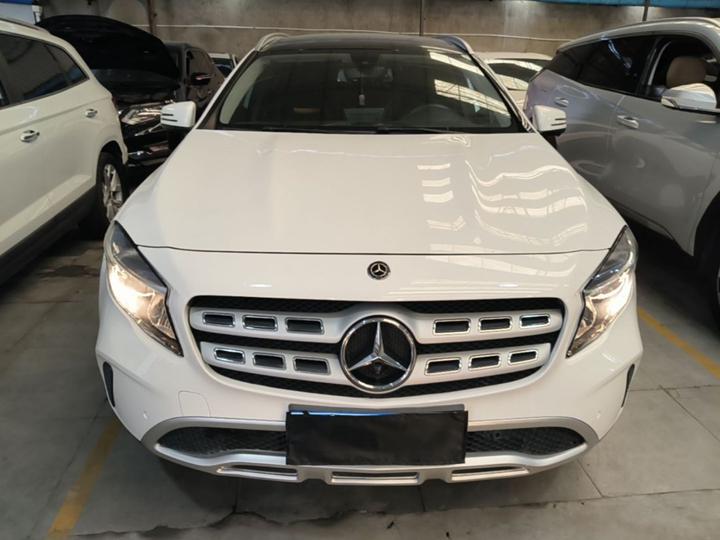 GLA 2019 GLA 200 Dynamic photo 2