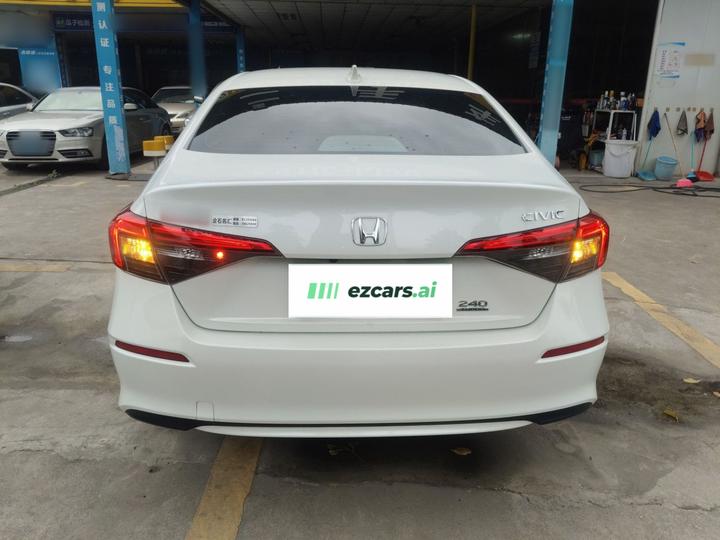 Civic 2023 240TURBO CVT photo 3
