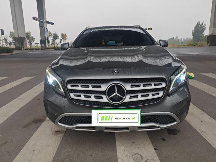 GLA 2017 GLA 200 Dynamic photo 2