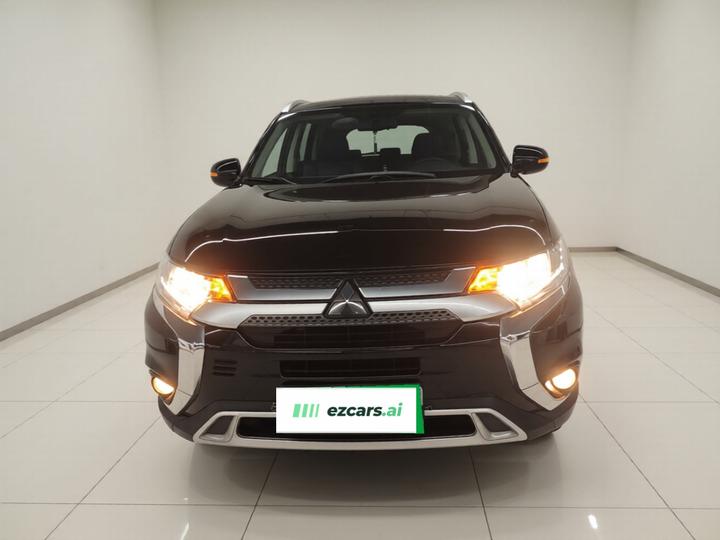 Outlander 2019 2.0L RWD Enjoy 7-Seater China V photo 2
