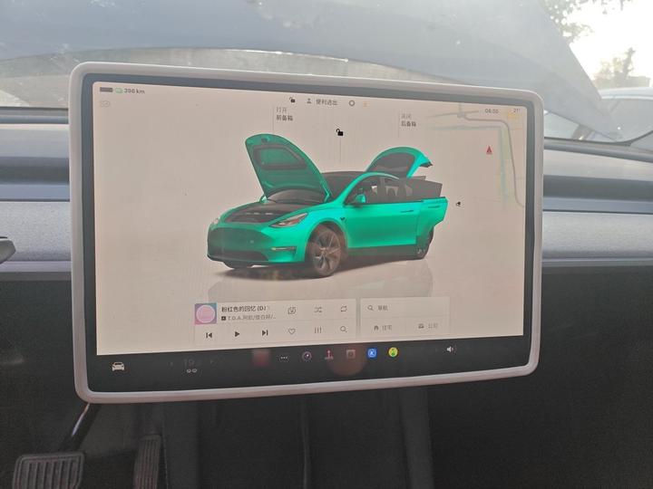 Model Y 2024 RWD photo 4