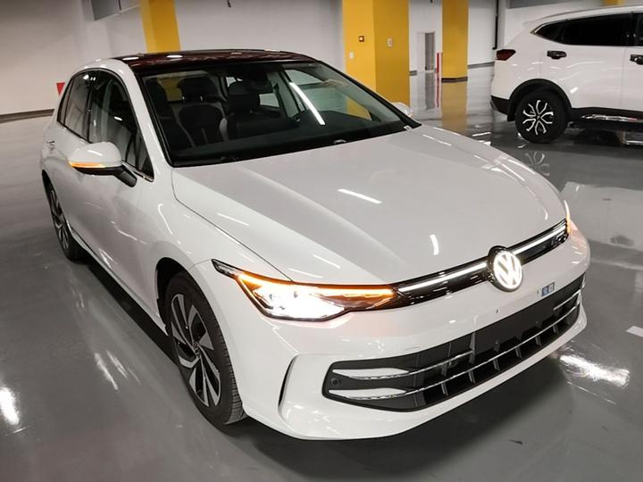 Golf 2026 300TSI Pro photo 3