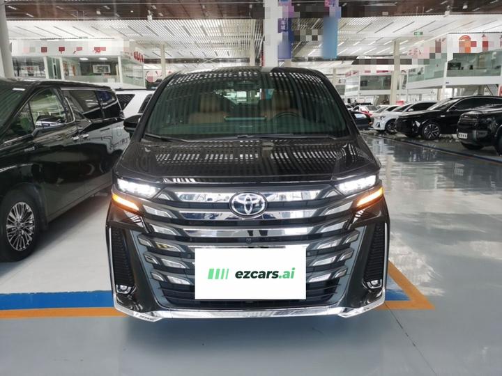 2024 Crown Hybrid 2.5L Supreme Executive photo 2