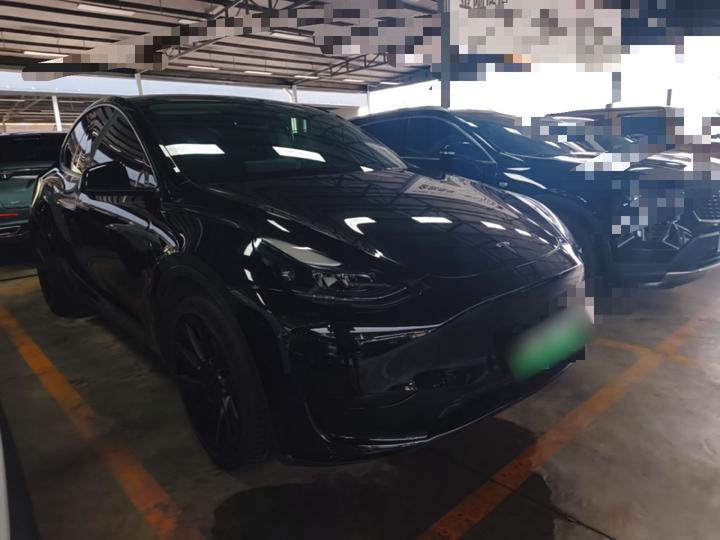 Model Y 2024 RWD photo 3