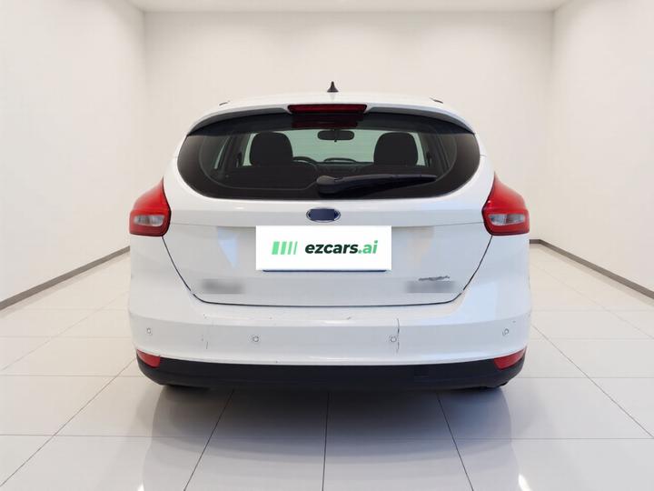 Focus 2015 Hatchback 1.6L AT photo 5