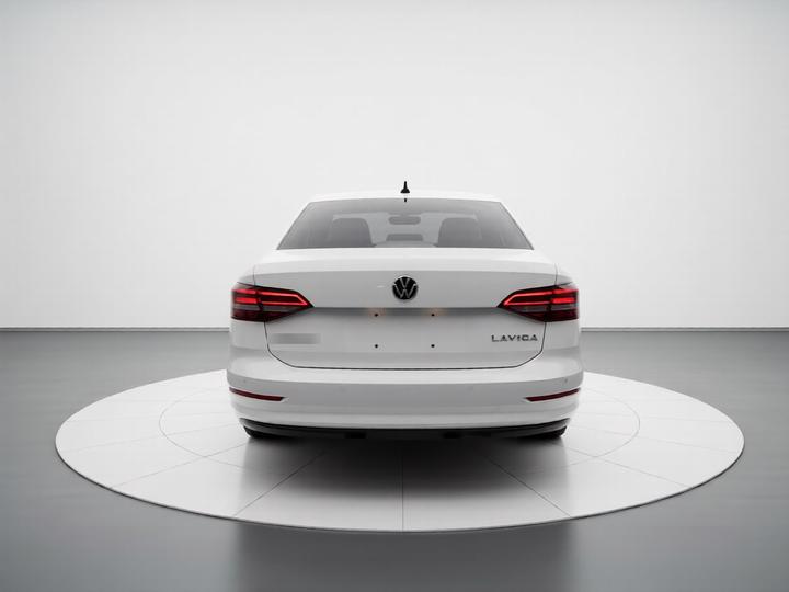 Lavida 2022 1.5L AT photo 3