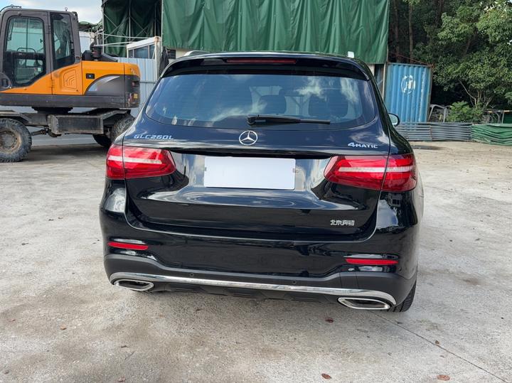 GLC 2017 GLC 260 4MATIC Luxury photo 3