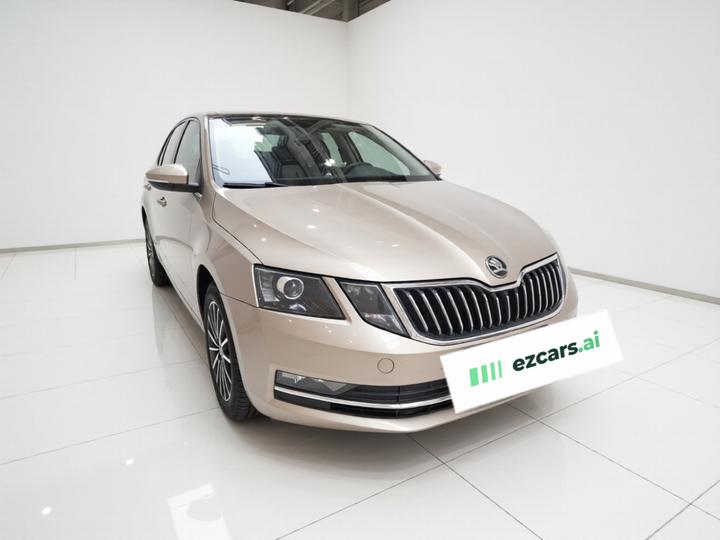 Octavia 2018 TSI230 DSG Luxury photo 3