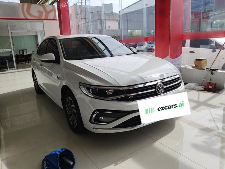Bora 2023 200TSI DSG photo 3