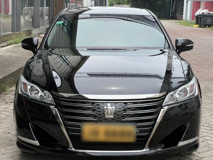 Crown 2018 2.0T Sport photo 2