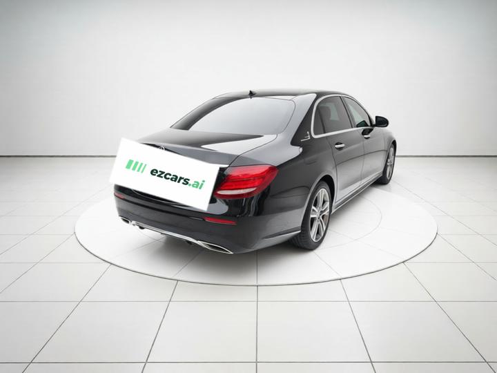 E-Class 2017 E 320 L Sport 4MATIC photo 6