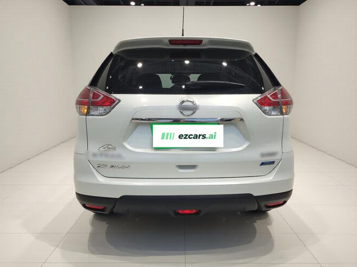 X-Trail 2016 2.5L CVT Sport 4WD photo 3