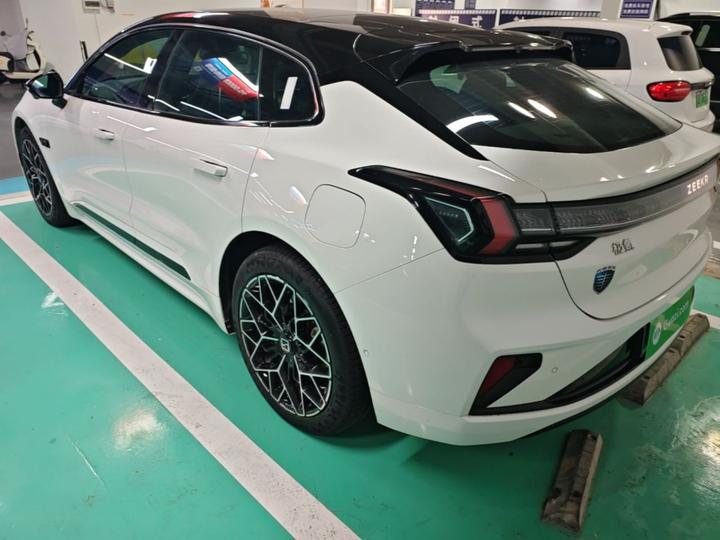 001 2024 ME 100kWh AWD photo 4