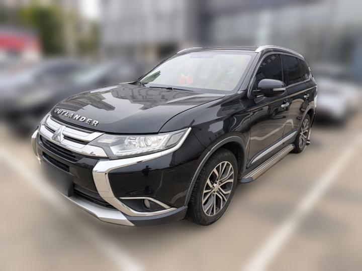 Outlander 2018 2.0L RWD Honor 5-Seater