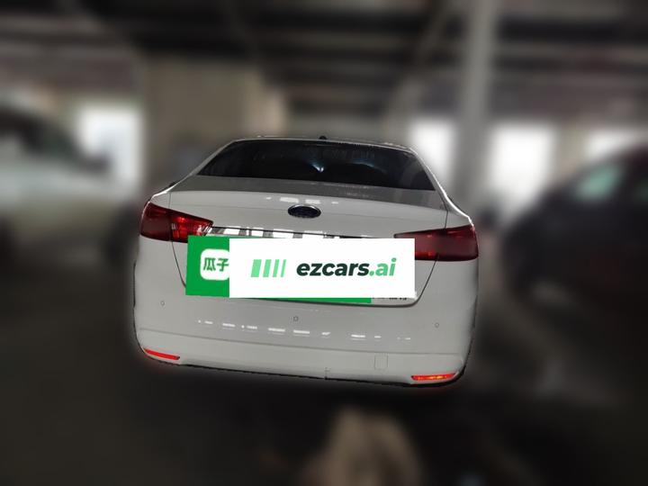 Escort 2015 1.5L AT Fashion photo 5