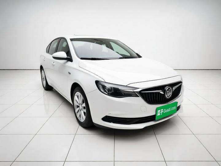 Excelle 2021 Facelift Classic 1.5L AT Elite photo 3