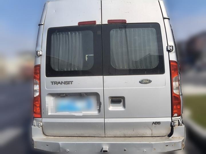 Transit 2015 2.4T Short Wheelbase 6-Seater photo 5
