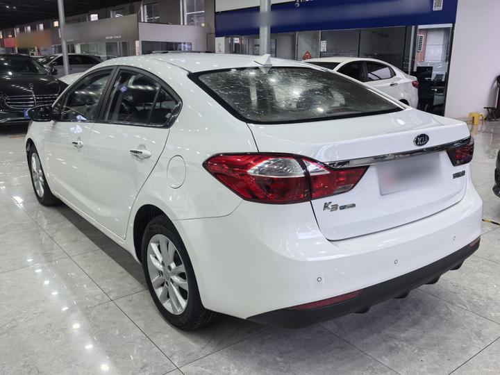 K3 2016 1.6L AT DLX photo 4