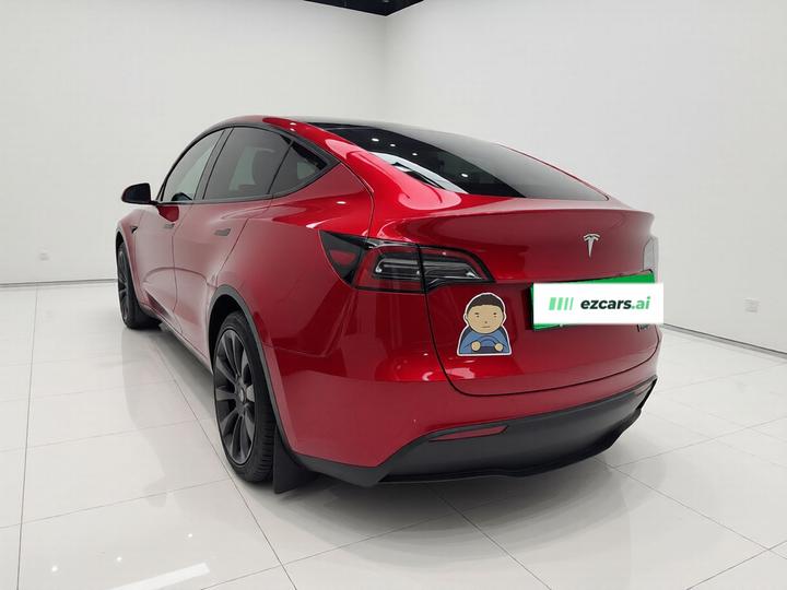 Model Y 2024 Long Range AWD photo 4