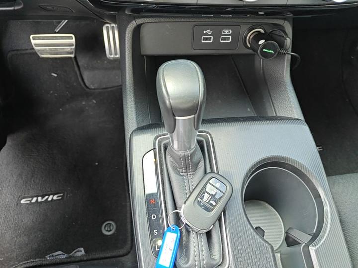 Civic 2022 240TURBO CVT photo 5