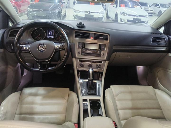 Golf 2015 1.4TSI AT Luxury photo 5