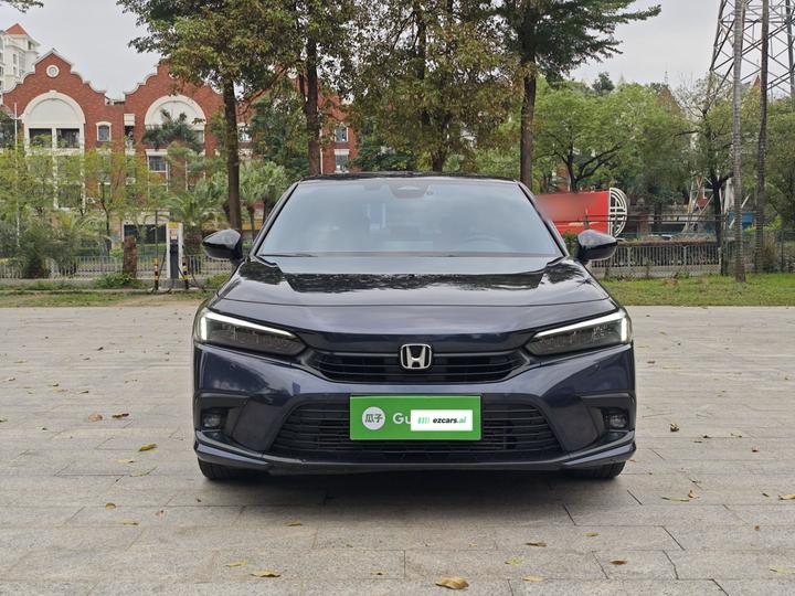 Civic 2022 240TURBO CVT photo 2