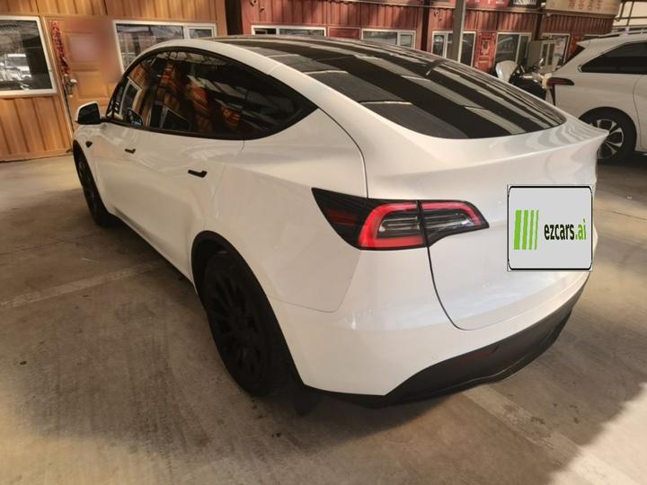 Model Y 2022 Facelift RWD photo 4