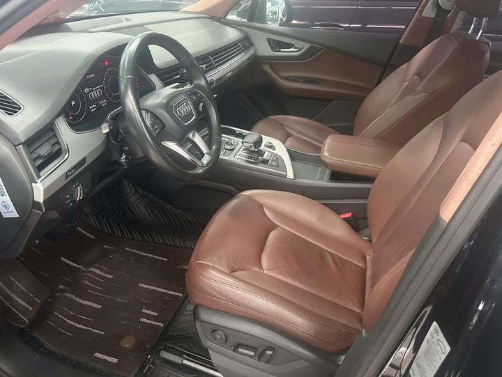 Q7 2018 45 TFSI Tech photo 6