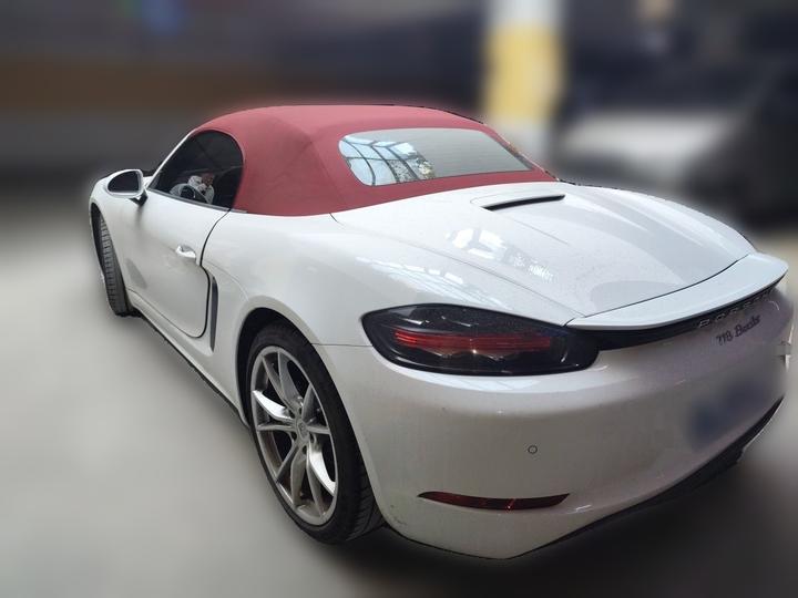 718 2022 Boxster 2.0T photo 4