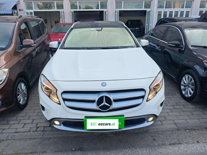 GLA 2016 GLA 200 Dynamic photo 2