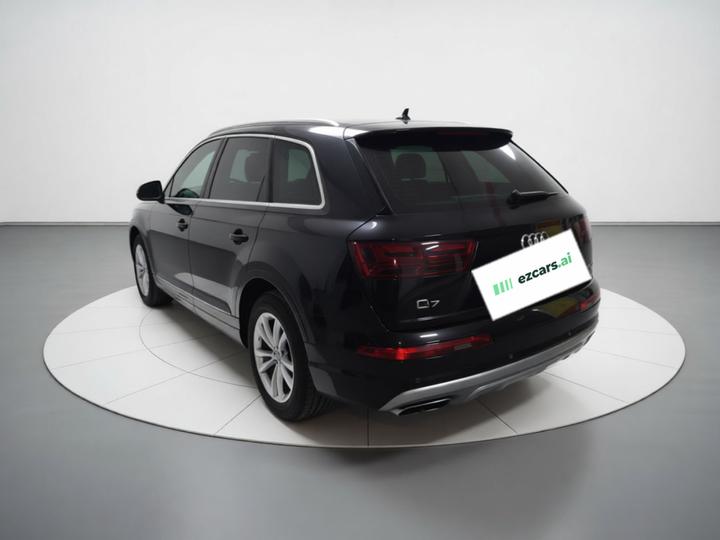 Q7 2016 45 TFSI Tech photo 4