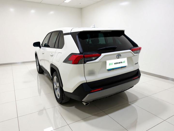 RAV4 2021 2.0L CVT RWD PLUS photo 4