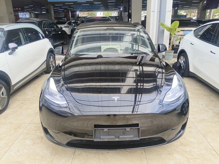 Model Y 2022 Facelift RWD photo 2