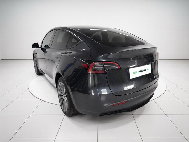 Model Y 2024 RWD photo 4